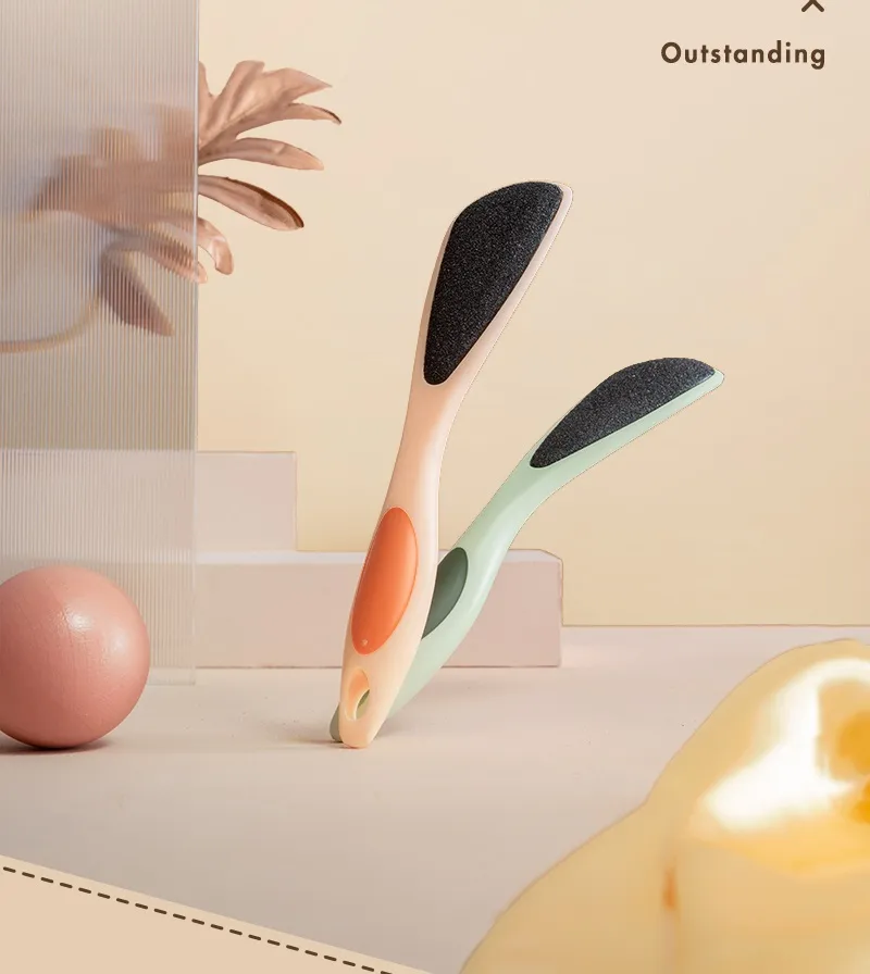 Bingo Handle Pedicure Tool Feet Scrubber Dead Skin Callus Remover