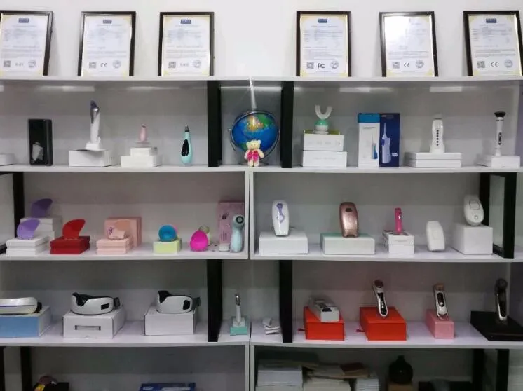 Facial Pore Cleaner Skin Tightening Suction Device Portable Vacuum Blackhead Remover