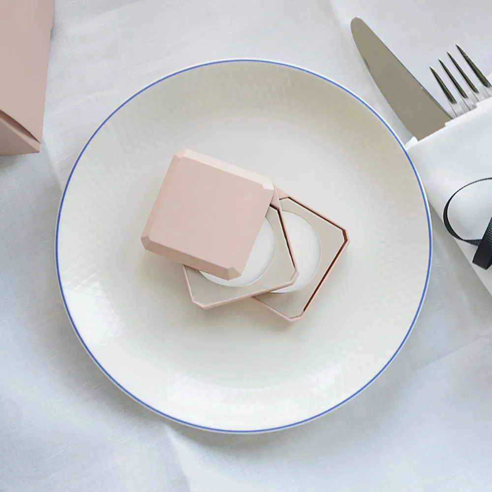 Fragrance Perfume Eau De Parfum Fruity and Floral Scent