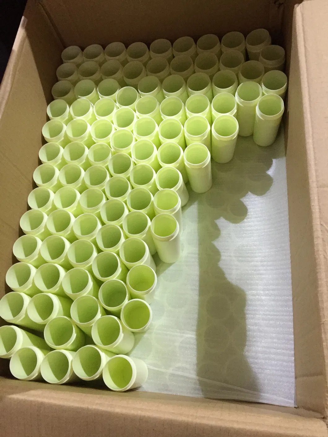 Wholesale Simple Small Black Cosmetically Plastic Facial Spatula/Sticks